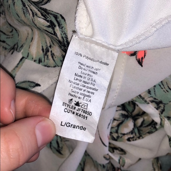 Floral Romper - Picture 5 of 5